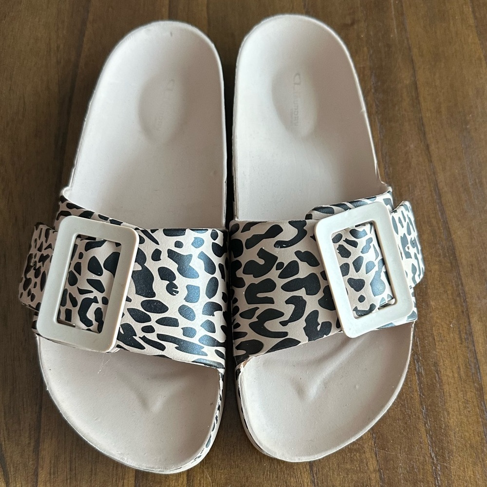 Chinese Laundry Leopard Slides - Size 39